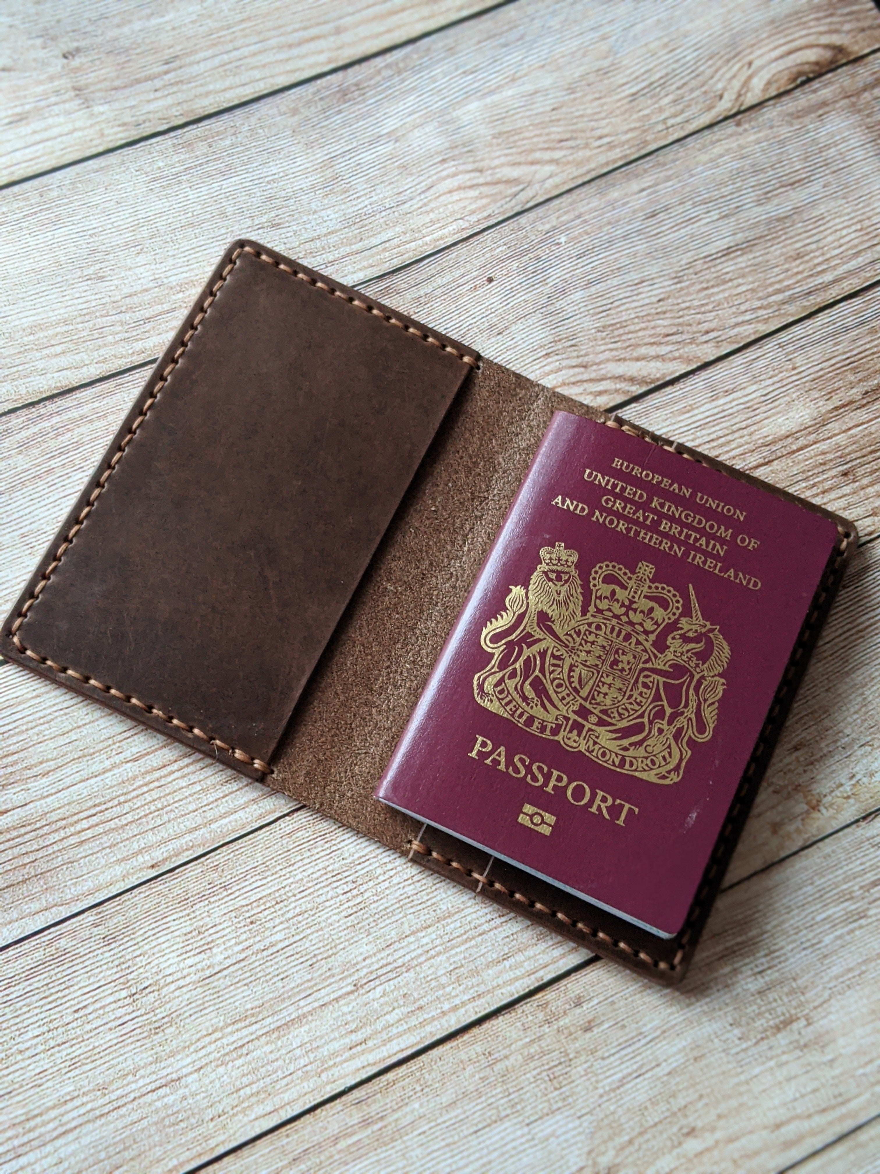 "Warner" Passport Case in Chocolate Vegtan Leather with Amber Glow thread.