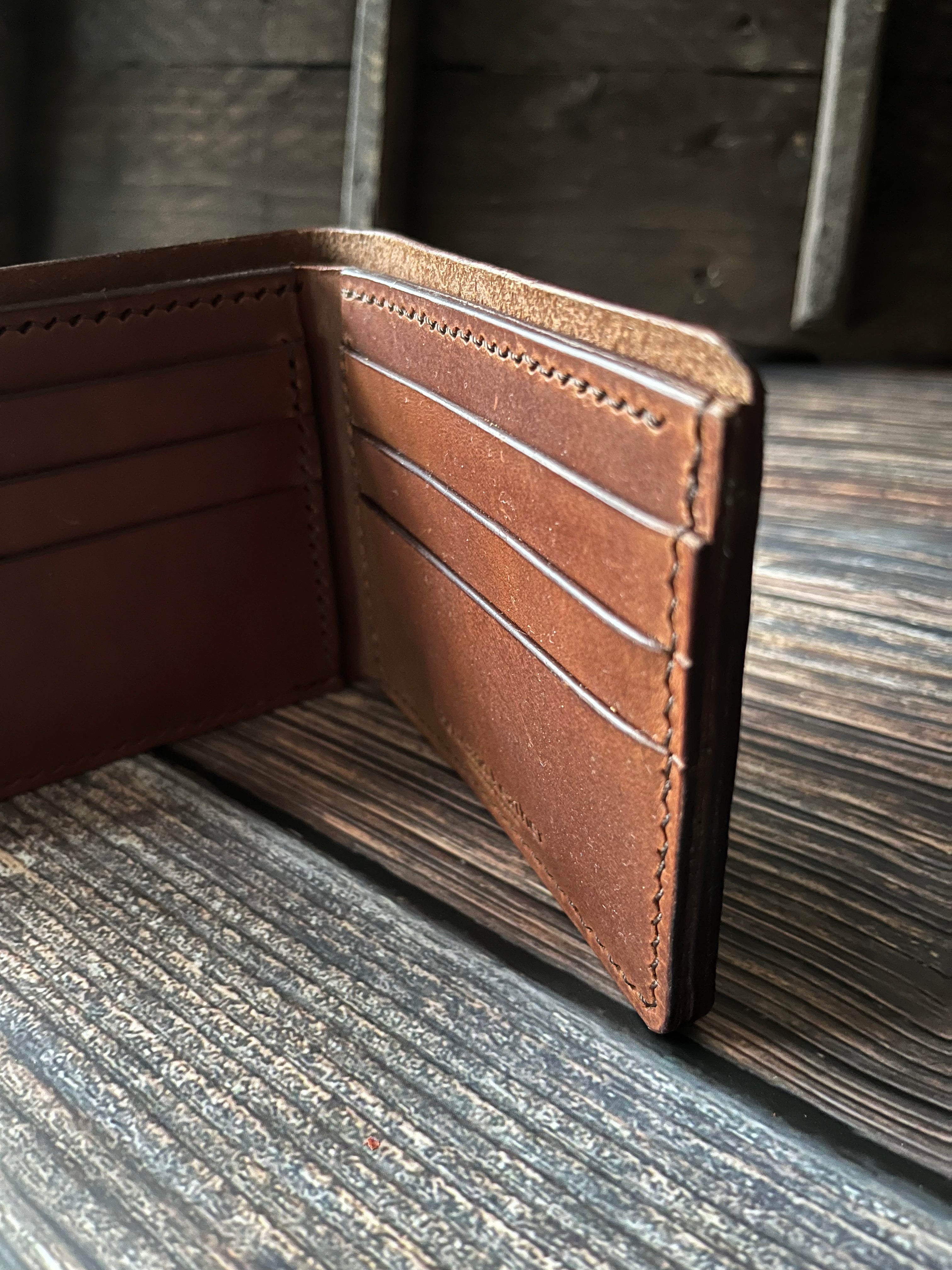 "Whitewell" Handmade Bifold Leather Wallet