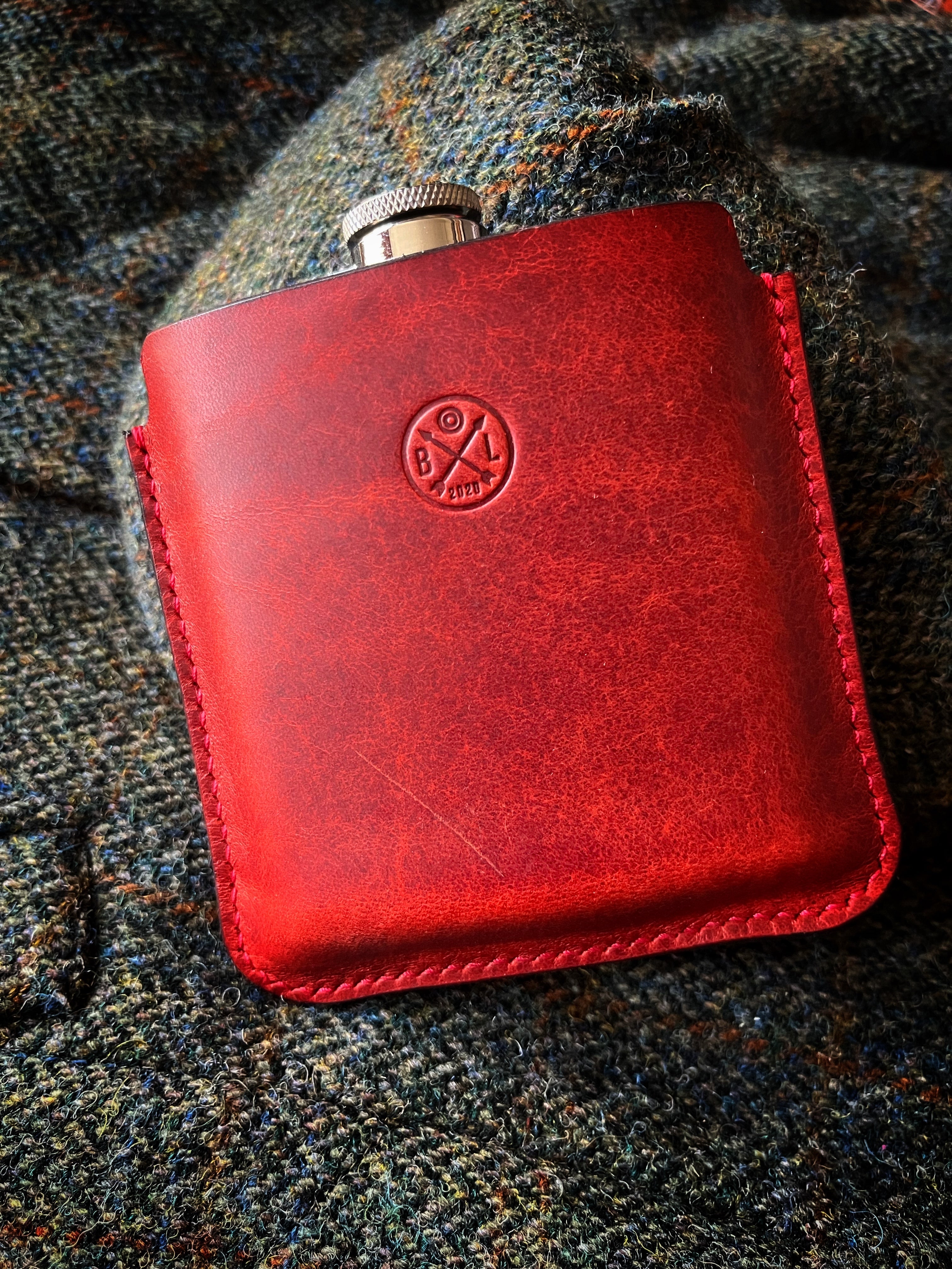 The Ridge 6oz Leather Hipflask