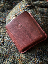 Load image into Gallery viewer, The Ridge 6oz Leather Hipflask
