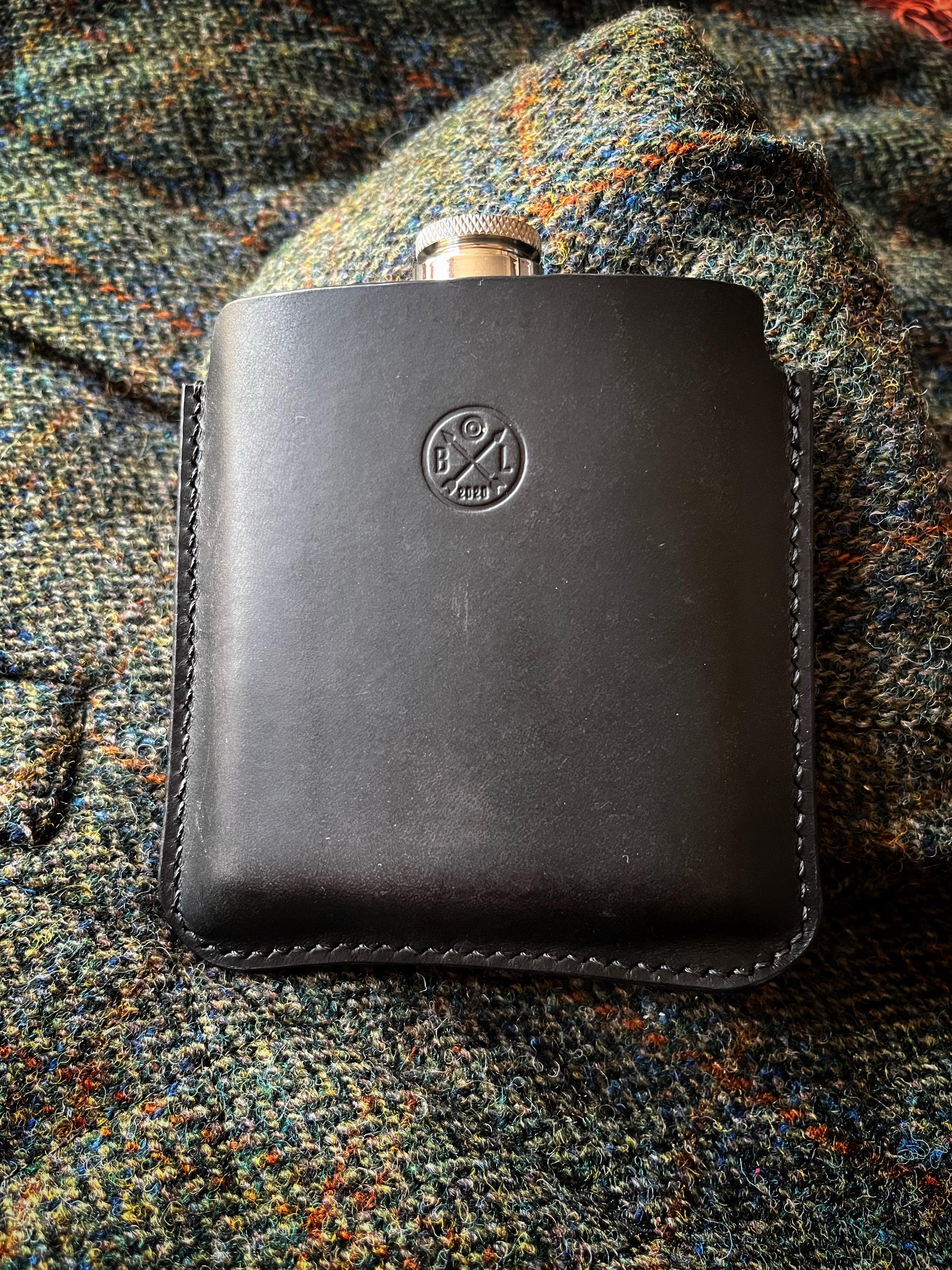 The Ridge 6oz Leather Hipflask