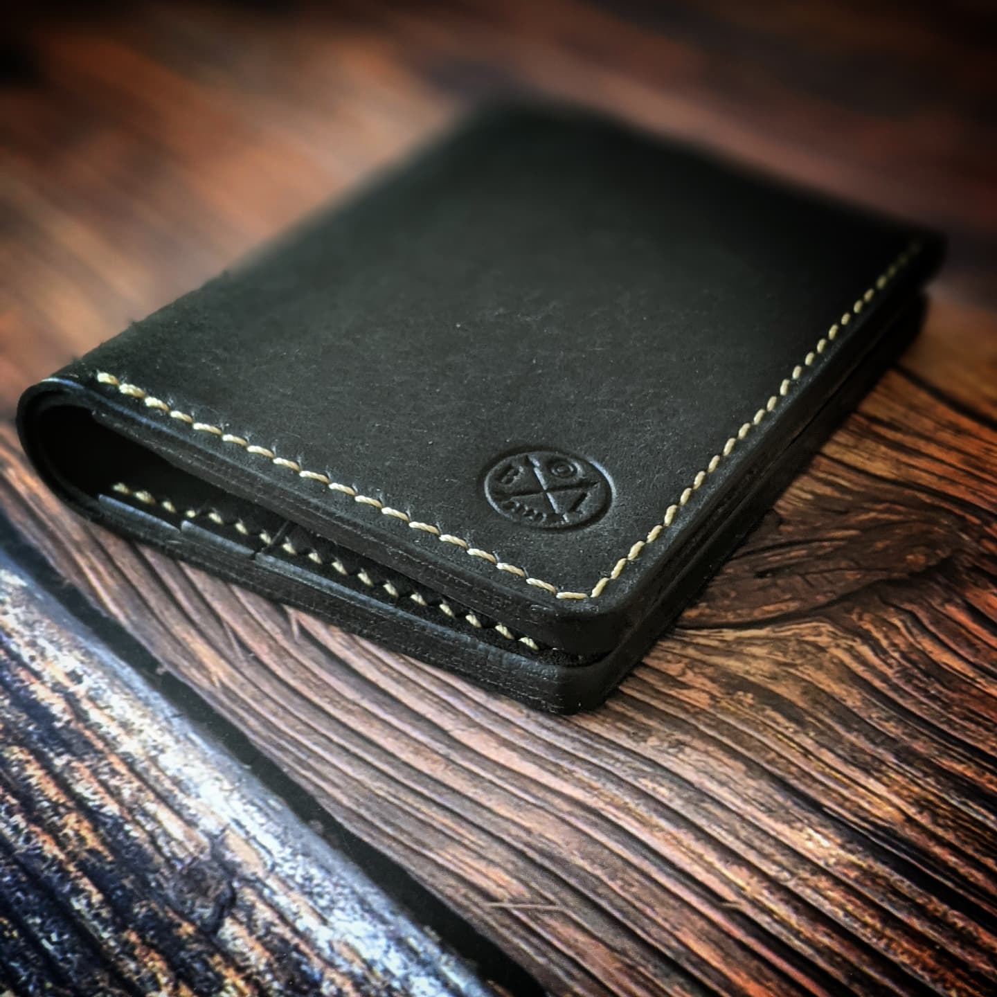 Roughlee Handmade Leather Wallet in Black Pueblo Italian Leather.