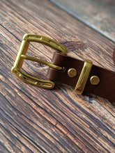 Load image into Gallery viewer, The Pendle - 32mm wide belt 38in to middle hole, Dark Brown Vegtan Leather with Handcast British Made Brass Fittings
