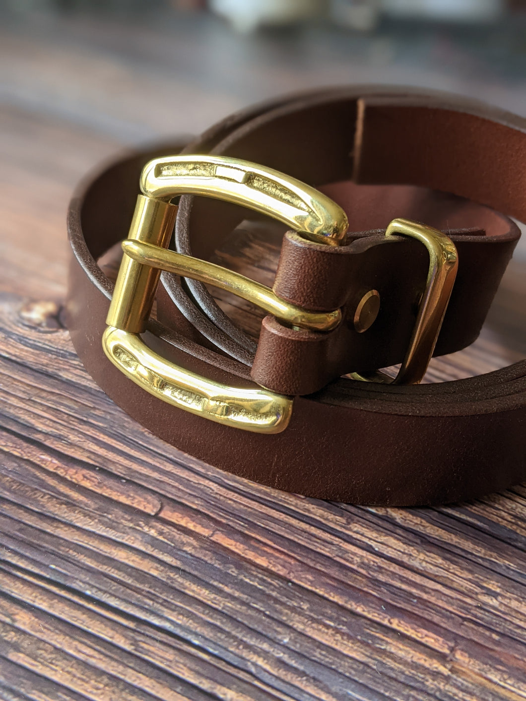 The Pendle - 32mm wide belt 38in to middle hole, Dark Brown Vegtan Leather with Handcast British Made Brass Fittings